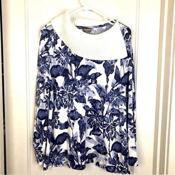 Chico's Tops - Chico’s blue white floral long sleeve tunic envelope neck size 12 (Chico’s 2)